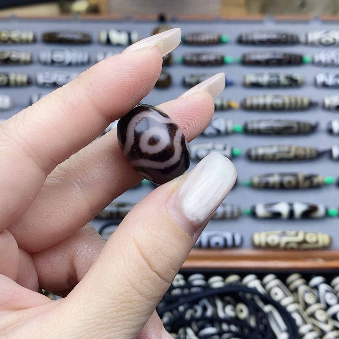 用***9玛瑙/玉髓未镶嵌颈饰