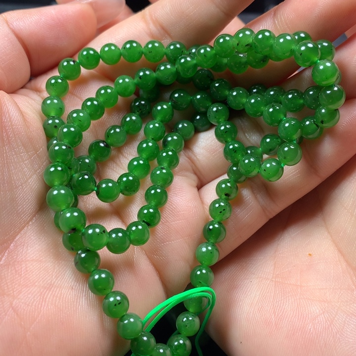 【***】和田玉未镶嵌颈饰