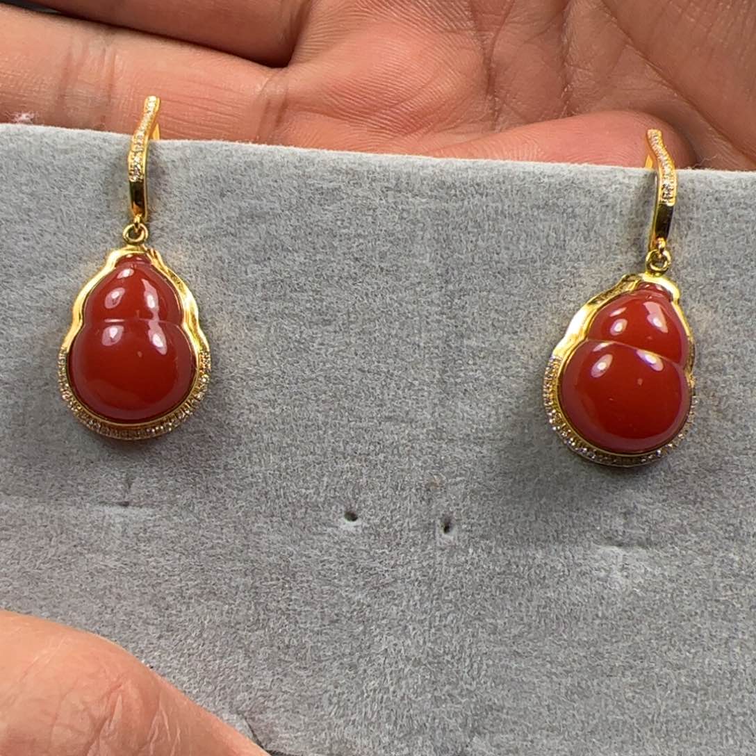 南红玛瑙耳坠18K金镶嵌