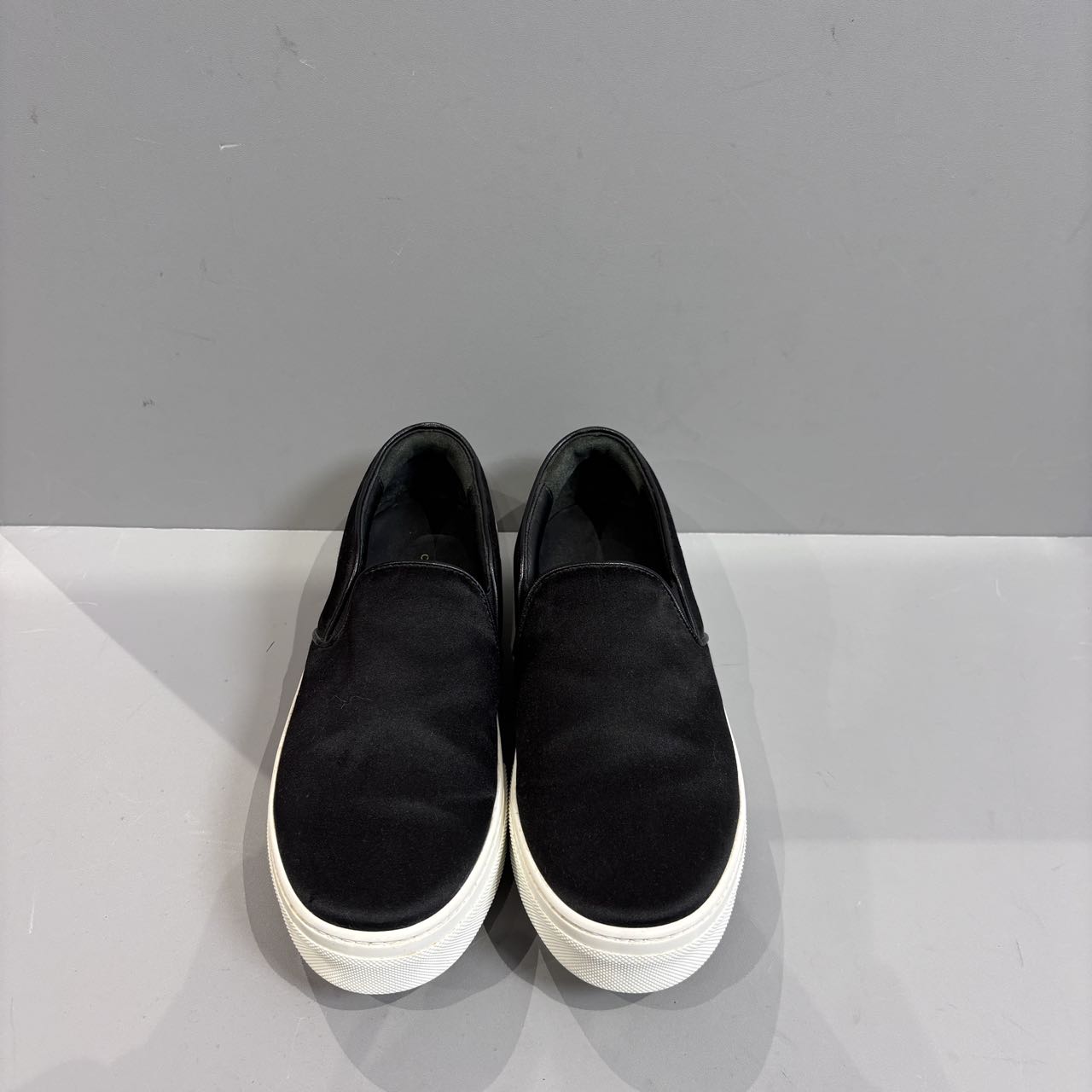 99新 Celine/思琳 黑色缎面一脚蹬36码