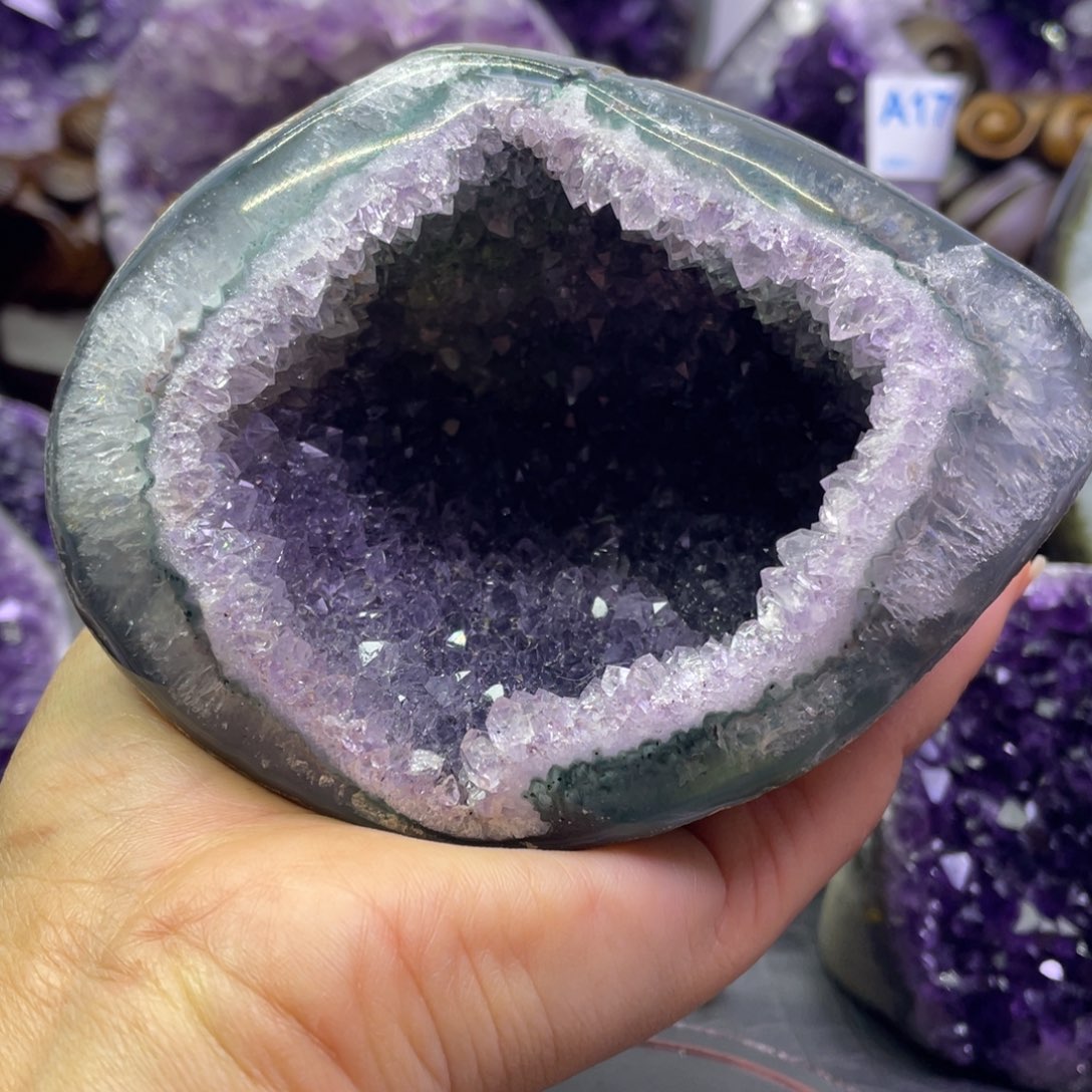 未镶嵌大型摆件（非配饰）紫晶