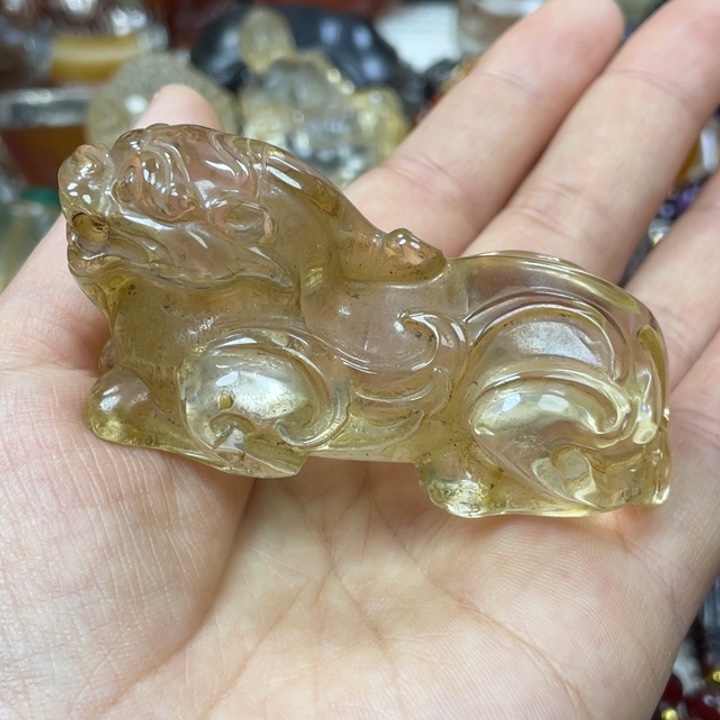 未镶嵌颈饰水晶阿*水晶