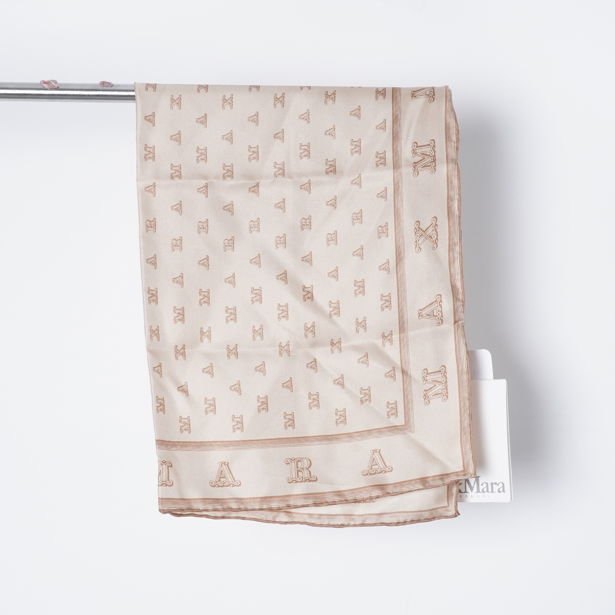 未使用 MaxMara 桑蚕丝/TH1891/丝巾百搭经典冬季秋冬时尚