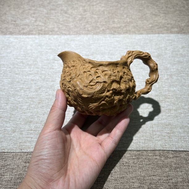 宜兴原矿紫砂老段泥隐龙公道杯