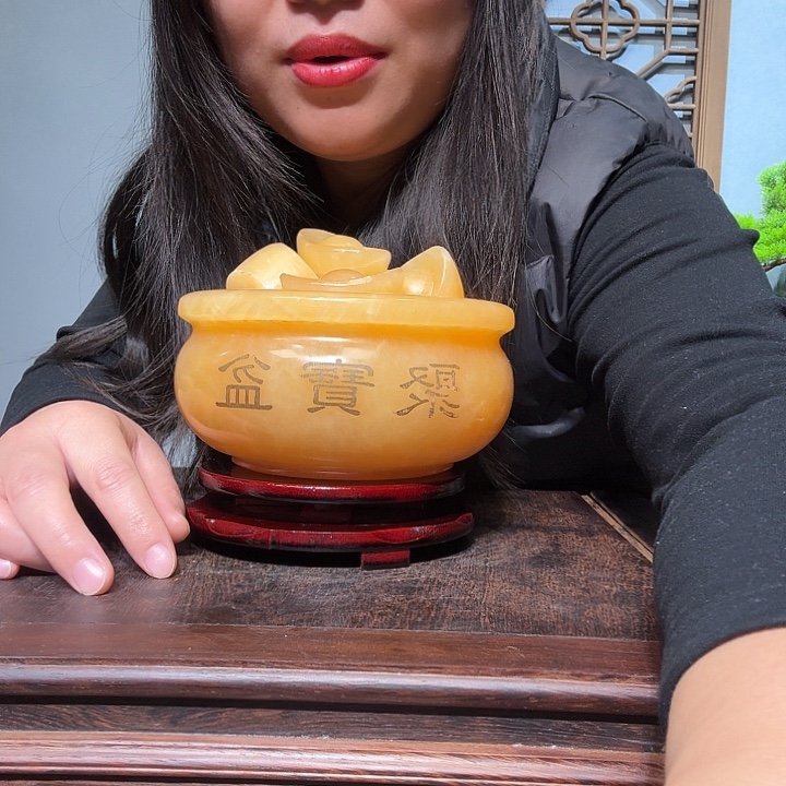 石材印尼金东摆件，，，，，，，