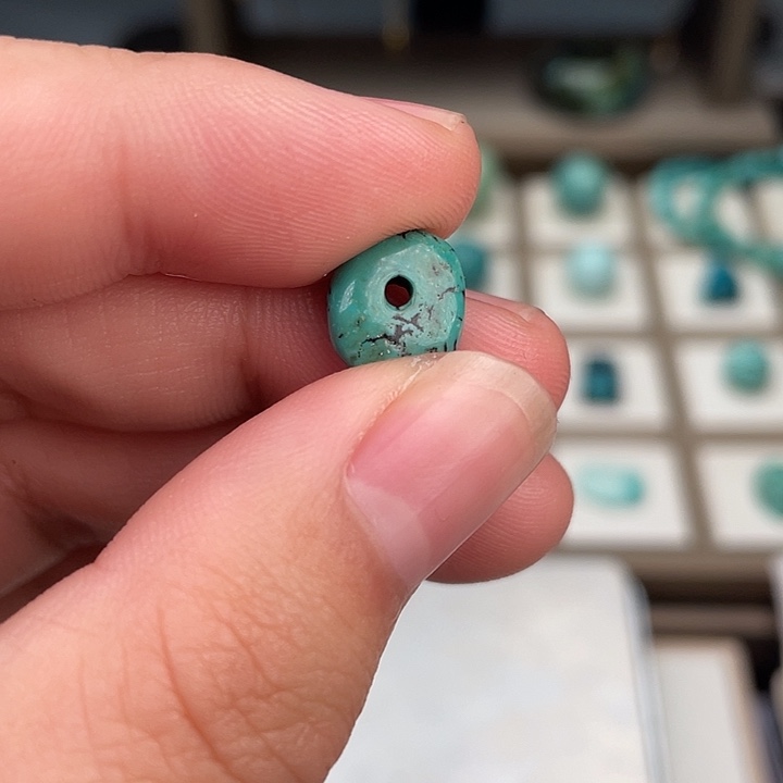 绿松石未镶嵌吊坠