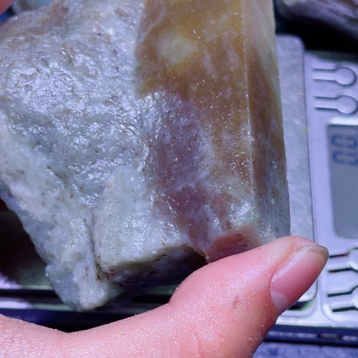 和田玉（糖玉）未镶嵌珠宝半成品