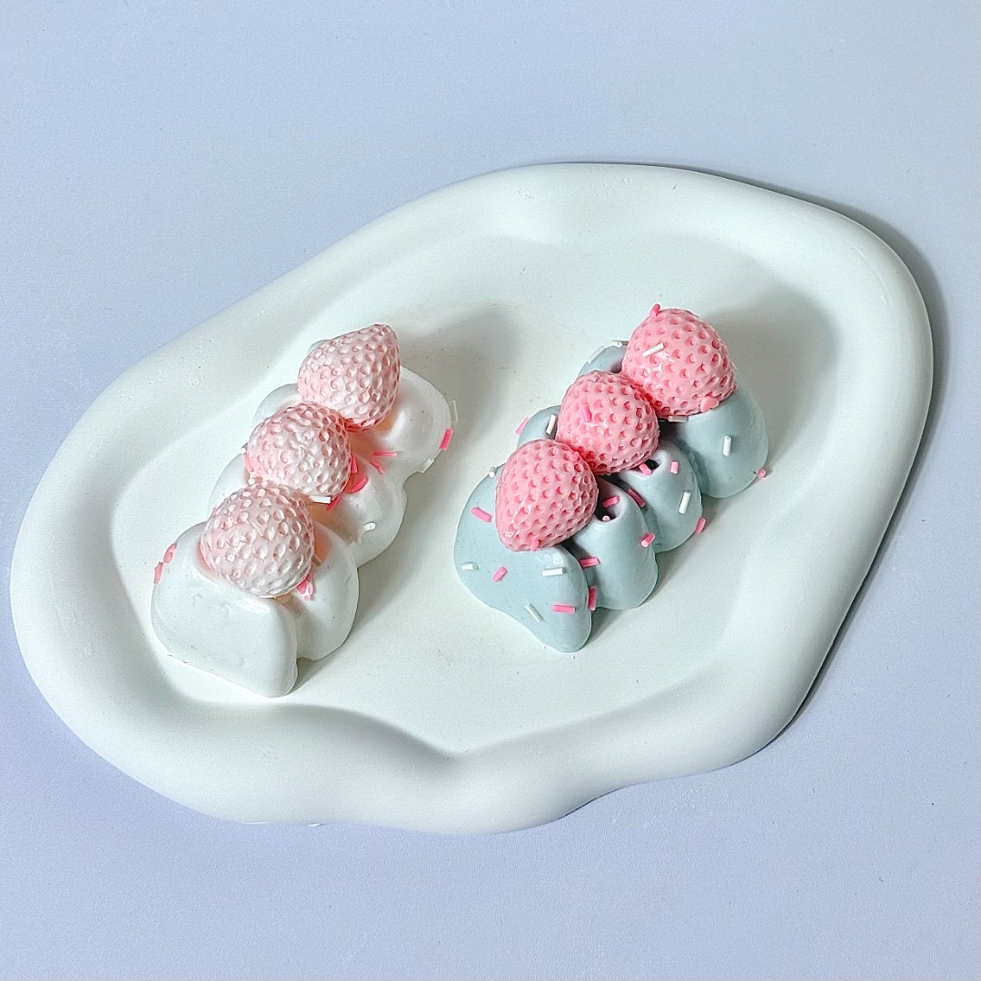 【默认微瑕】草莓奶油条捏捏乐解压纯手工硅胶制作no退no换