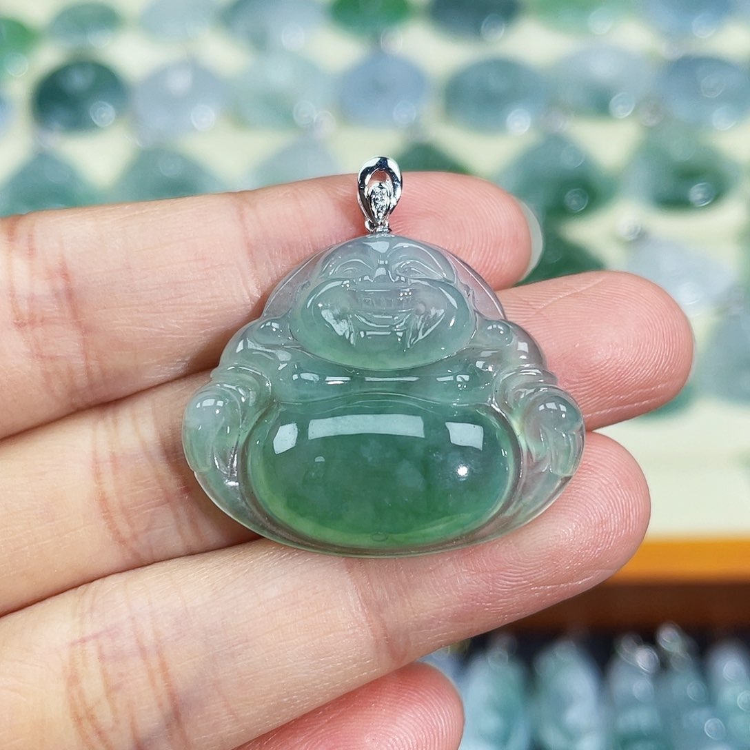 翡翠颈饰18K金镶嵌吊坠