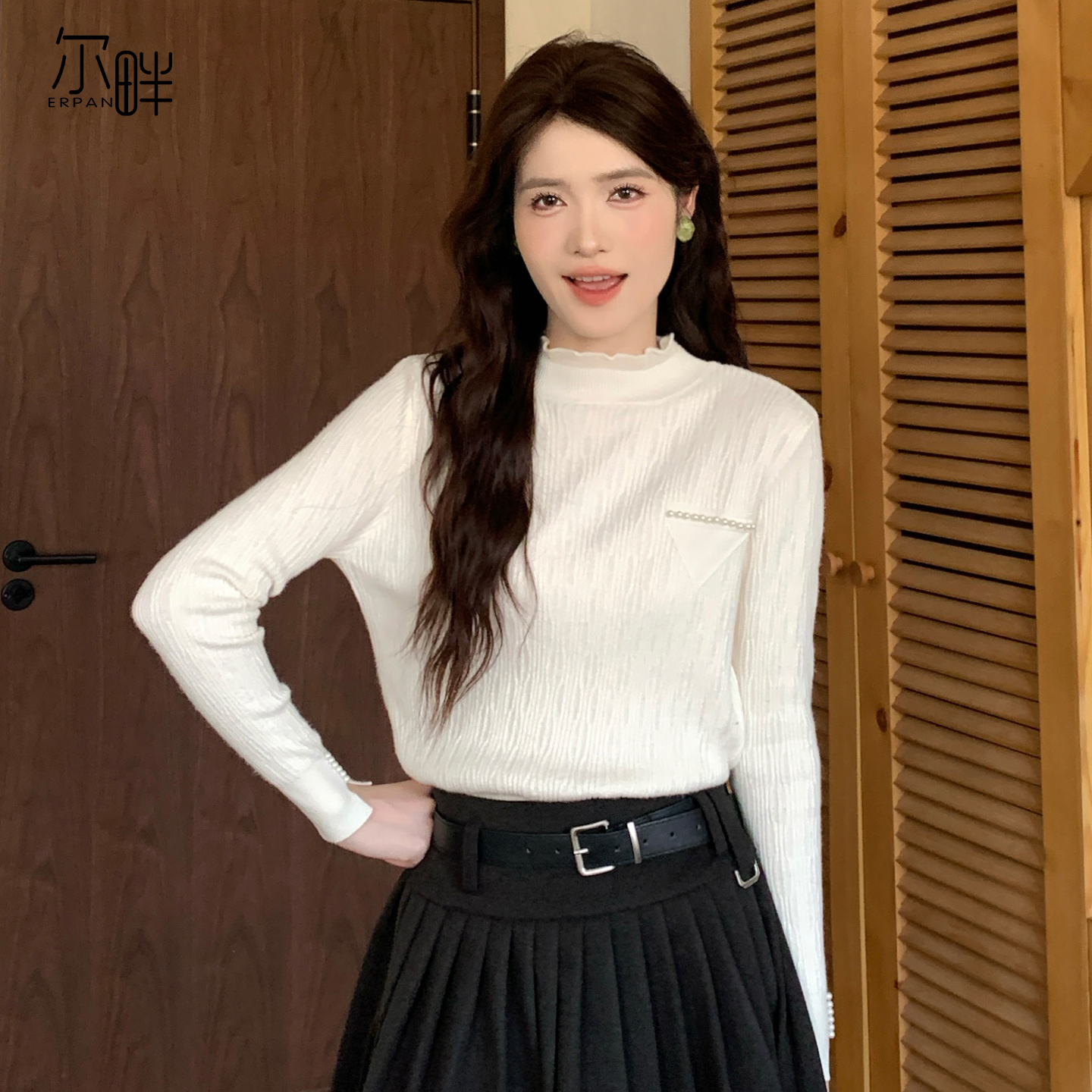 法式气质内搭长袖针织衫女2025冬季新款别致漂亮修身显瘦上衣