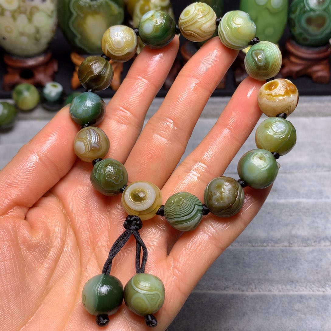 玛瑙/玉髓手串未镶嵌