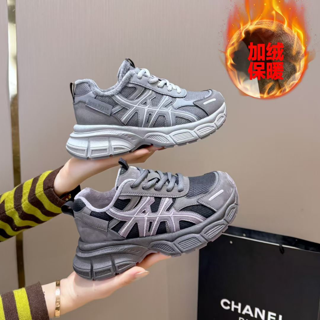 【SiSi】新疆包邮加绒老爹鞋2025厚底增高拼色系带百搭运动休闲鞋潮