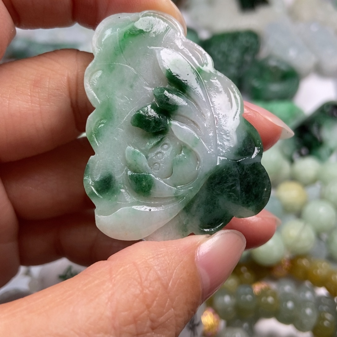定制翡翠未镶嵌翡翠