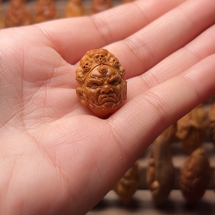 橄榄核吊坠清**长橄榄核