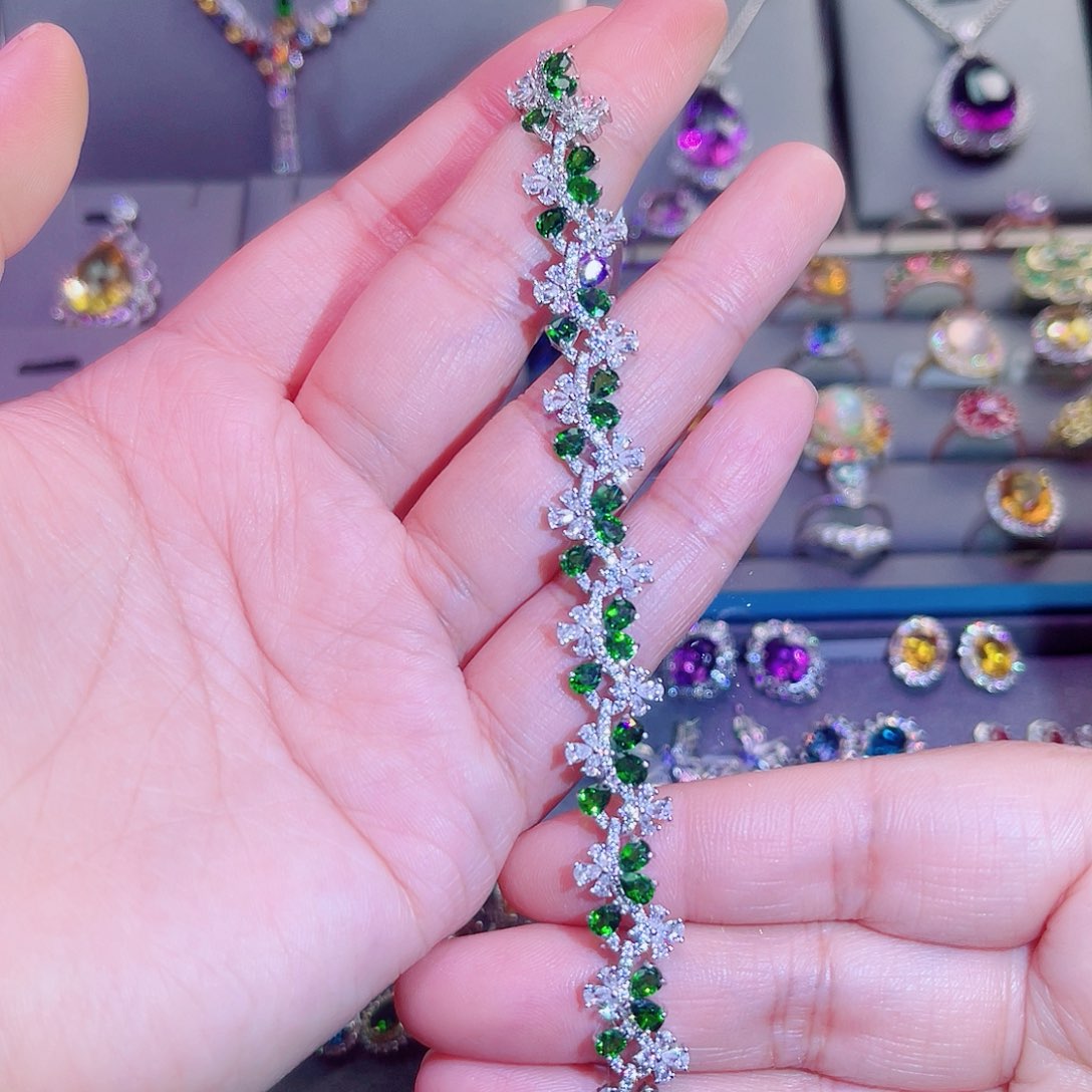 银S925镶嵌透辉石手链