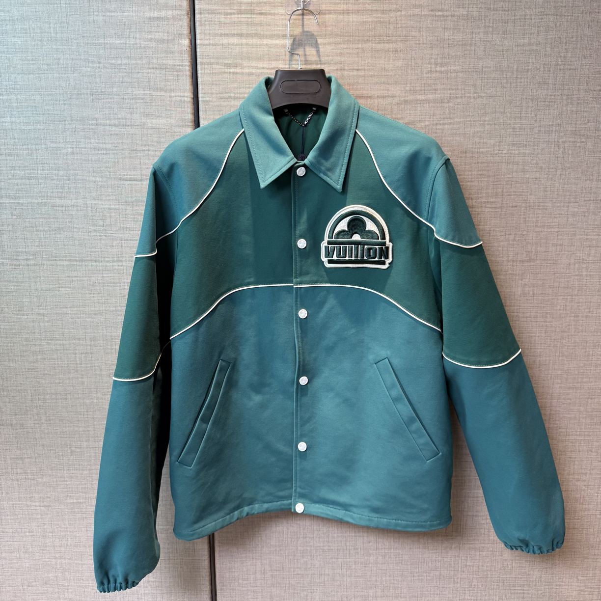 未使用 LouisVuitton/路易威登 三花字母刺绣logo夹克外套50码