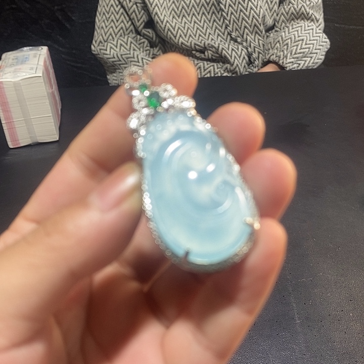 翡翠颈饰未镶嵌价格