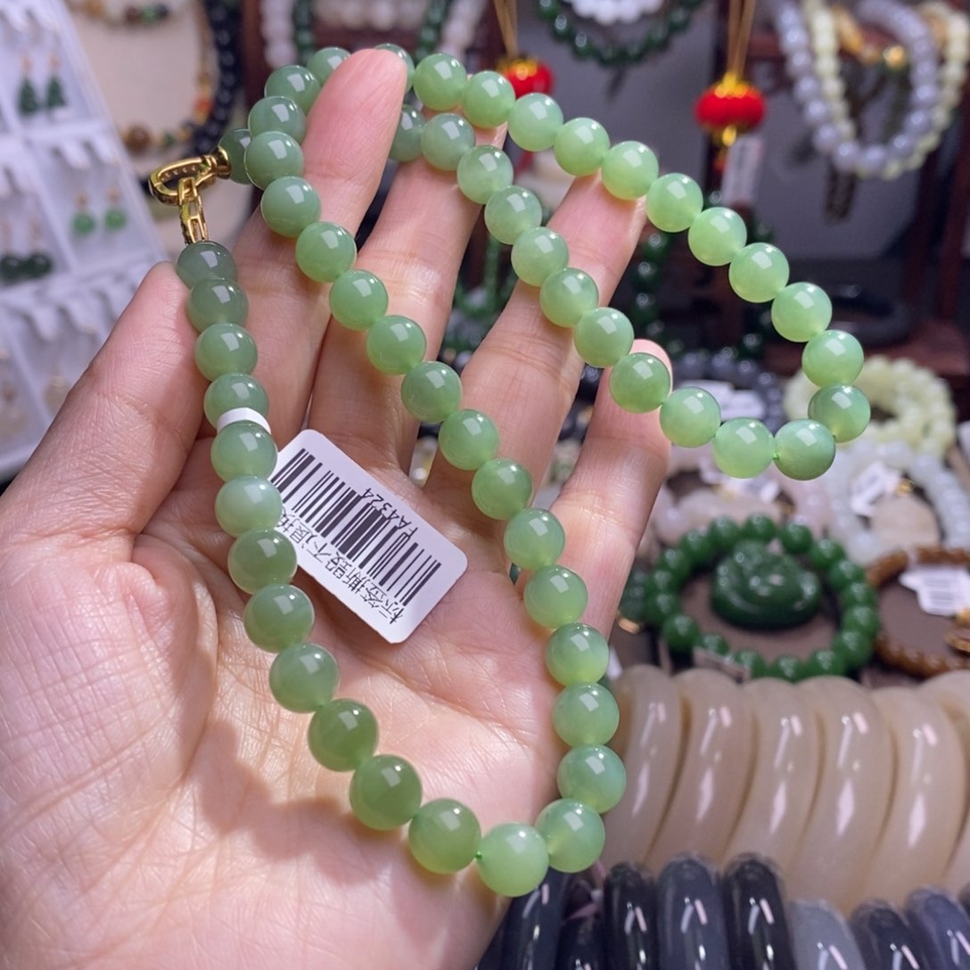 和田玉收藏级别碧玉冰猫项链8m未镶嵌