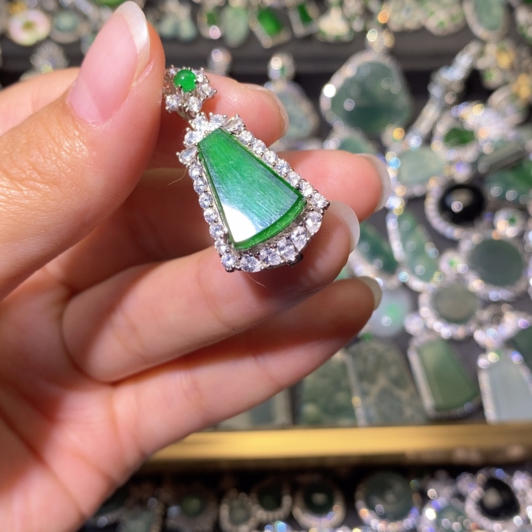 翡翠银S925镶嵌颈饰