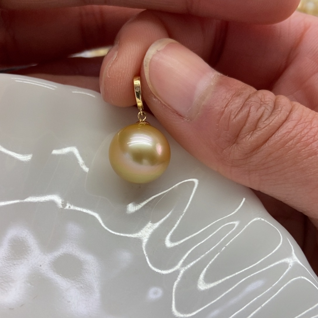 海水珍珠吊坠(不含链)18K金镶嵌