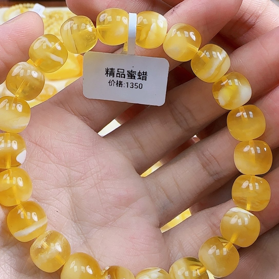 未镶嵌蜜蜡珠宝奇石