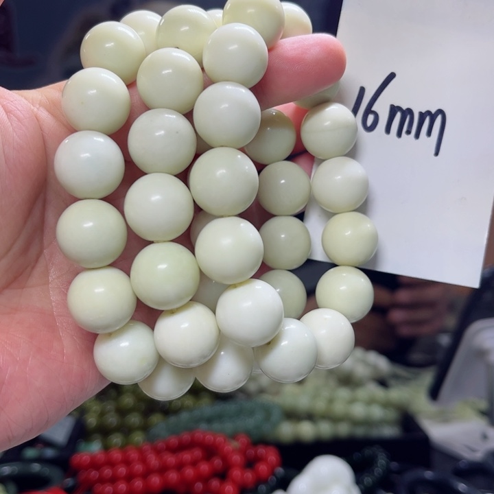 蛇纹石玉手串多样性发货未镶嵌