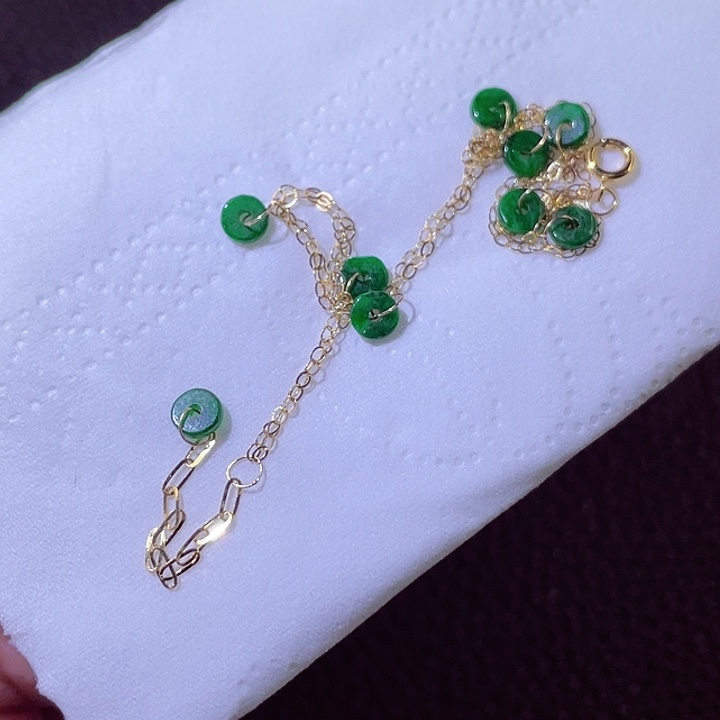 翡翠18K金镶嵌颈饰翡翠