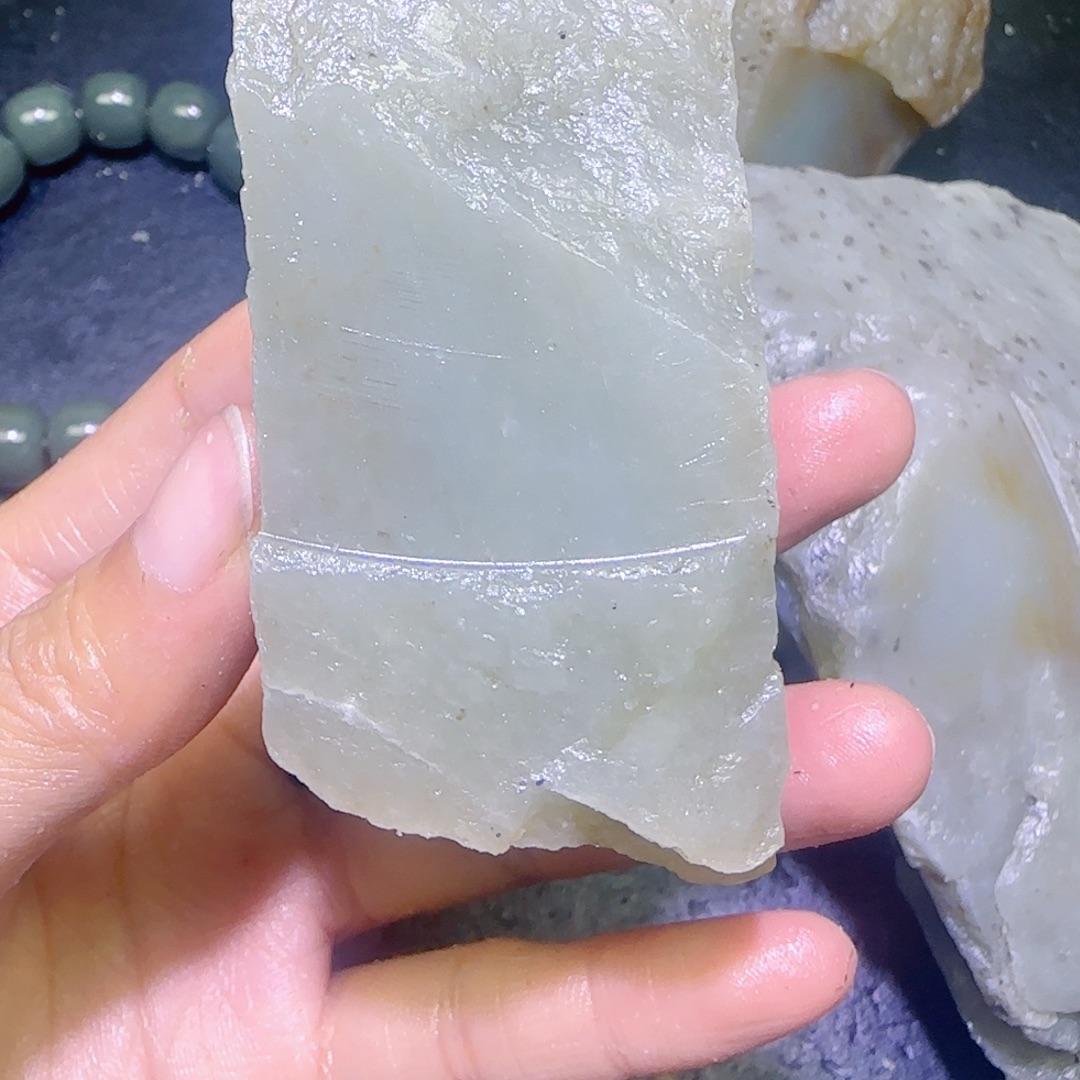 和田玉未镶嵌珠宝半成品