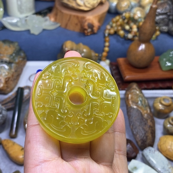 蛇纹石玉岫玉吊坠未镶嵌