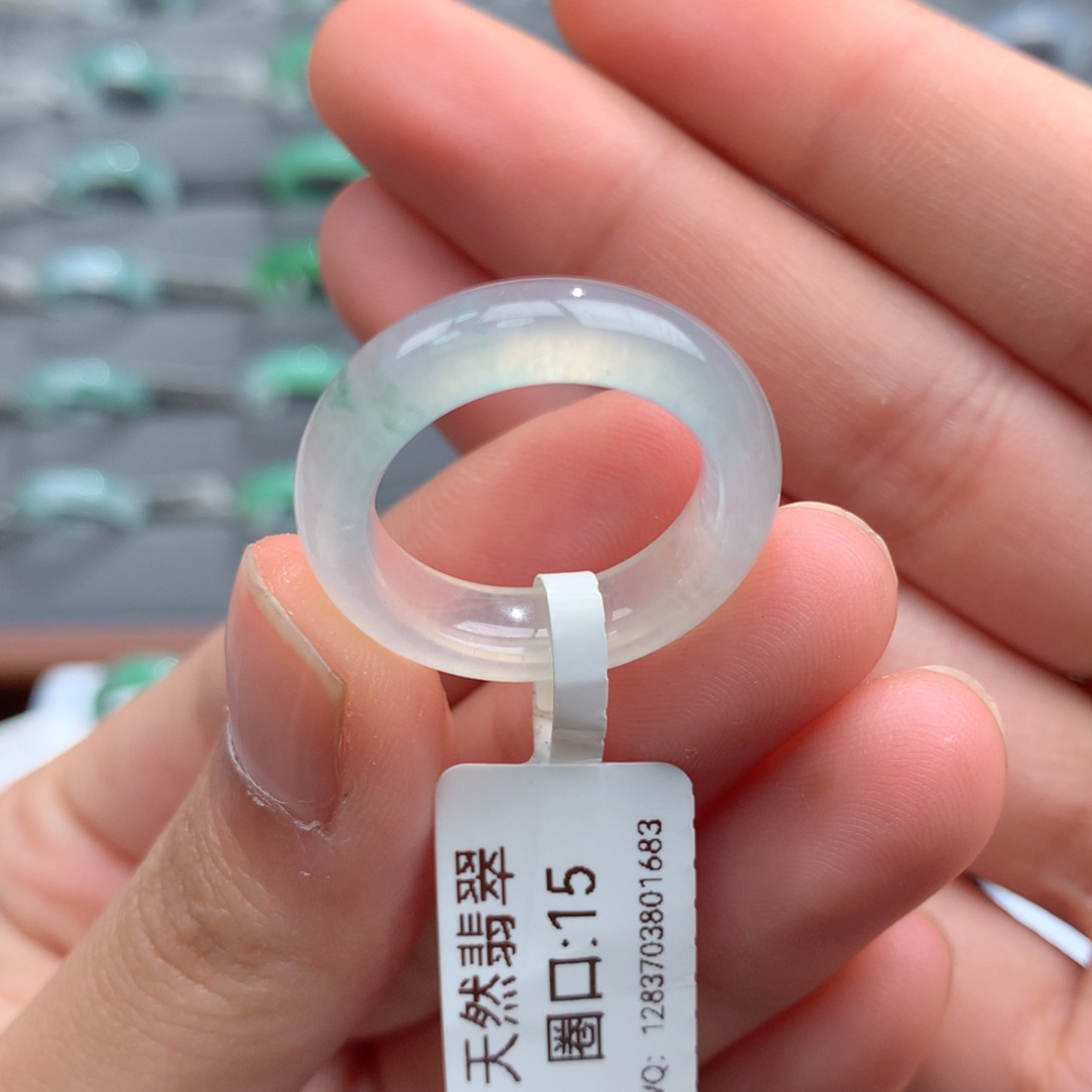 翡翠戒指未镶嵌天然