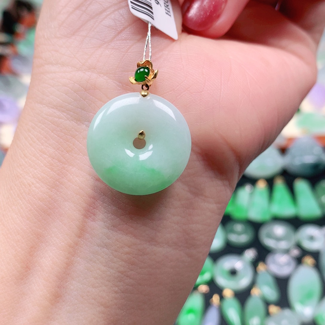 吊坠(不含链)18K金镶嵌翡翠