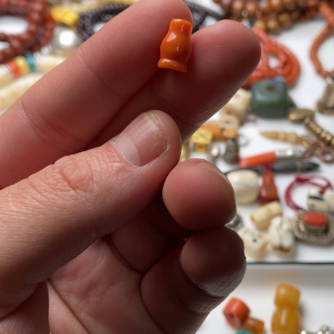 冯***树脂制品藏传精品小元素的话说