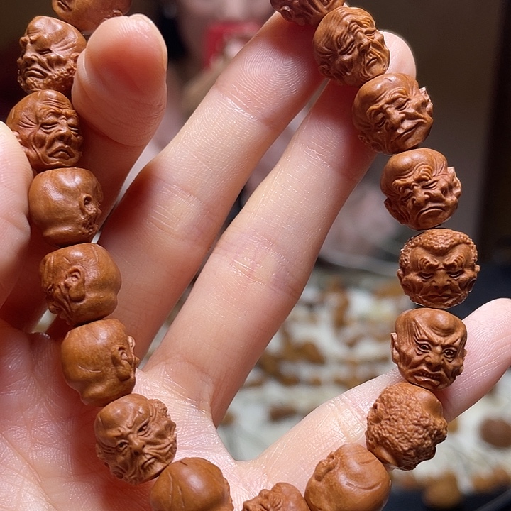 手串/手链橄榄核龙纹桃核 十八罗汉