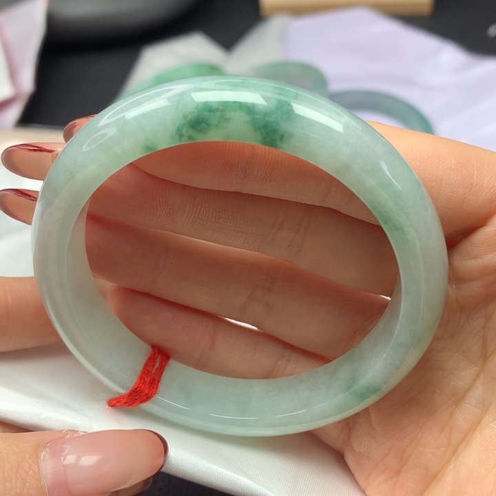 翡翠手镯未镶嵌57正圈