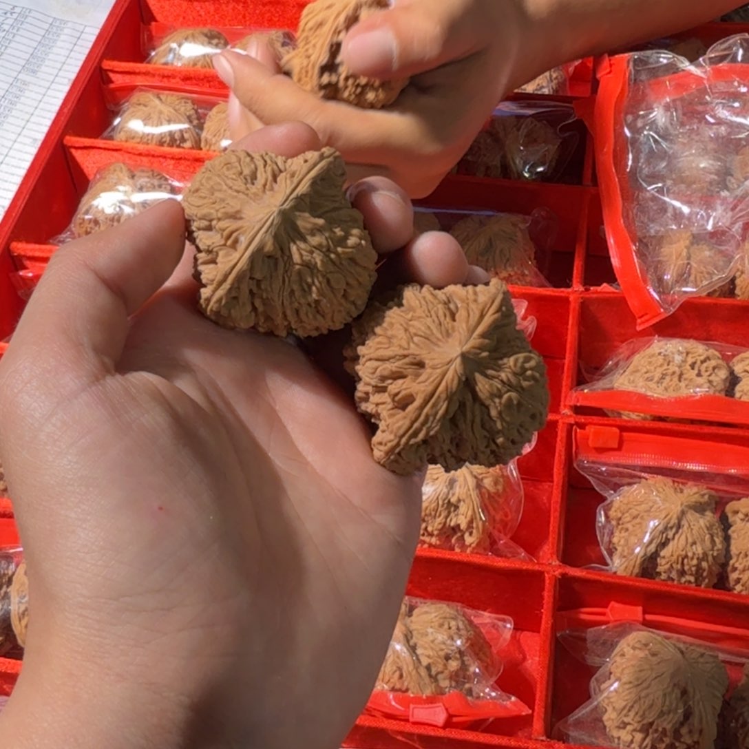 文玩核桃把件131号42mm赵喜满南疆石