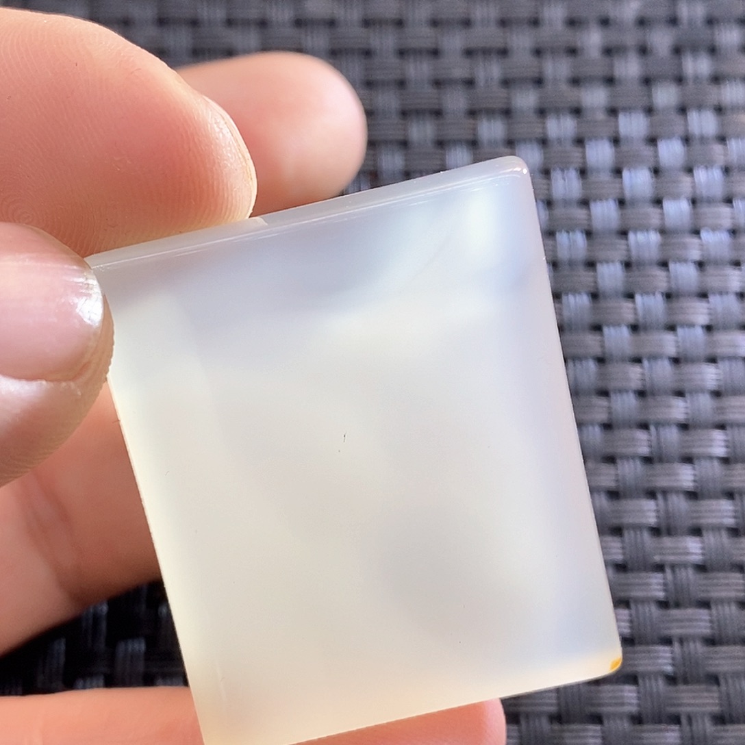 玛瑙/玉髓颈饰未镶嵌神*鸟