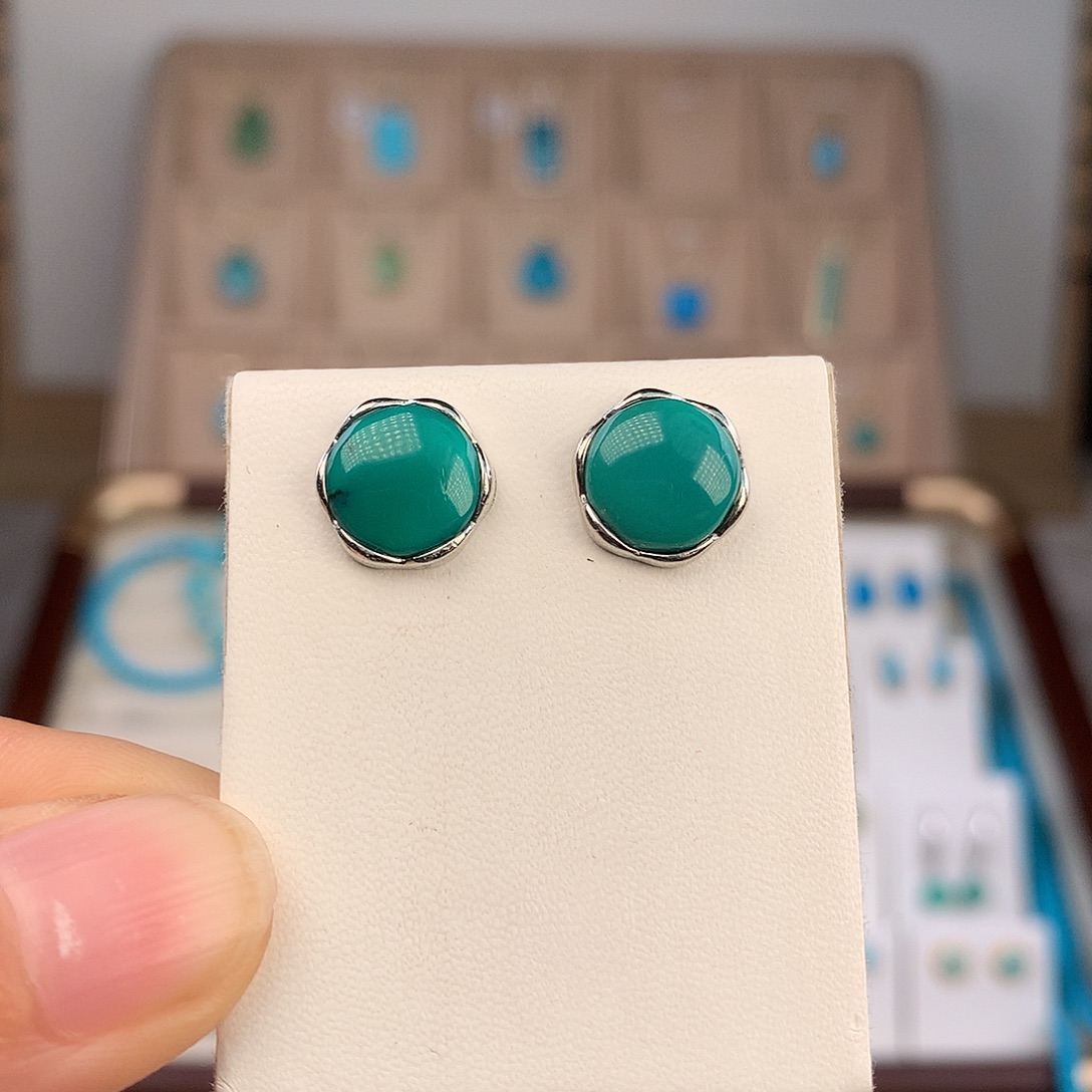 绿松石银S925镶嵌耳饰