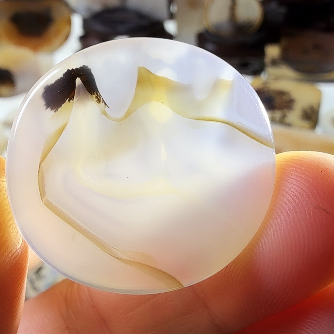 玛瑙/玉髓未镶嵌珠宝半成品