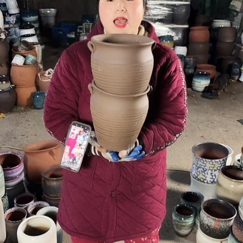 口18高21瑕疵盆子。