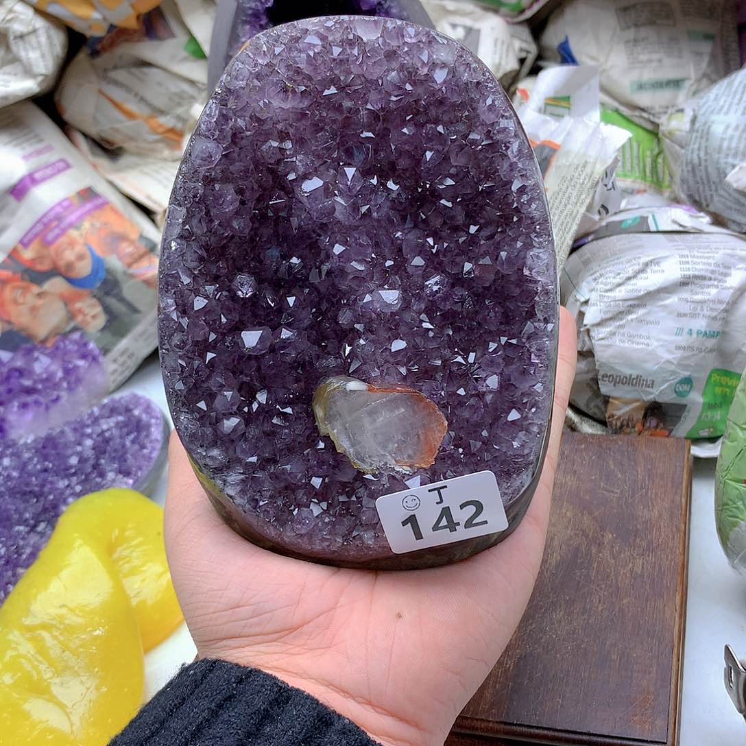 紫晶大型摆件（非配饰）未镶嵌