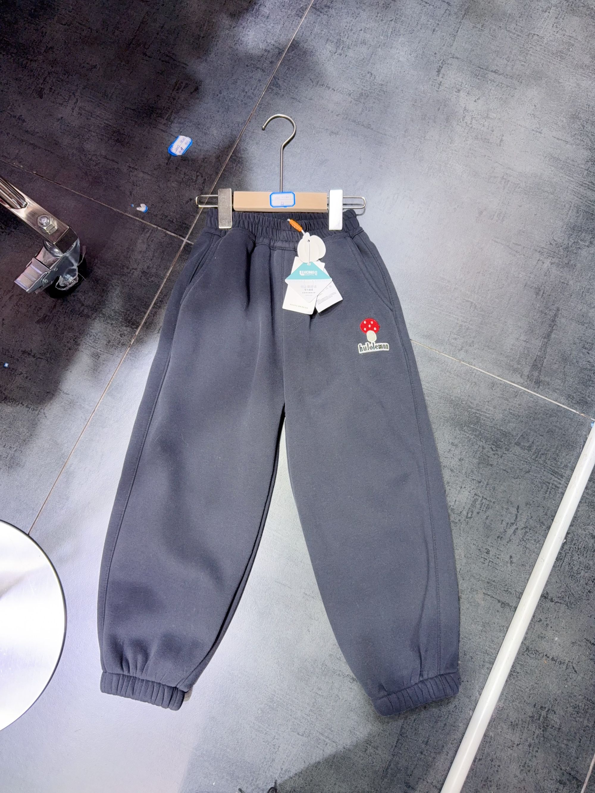 59096   NG儿童加绒卫裤福利