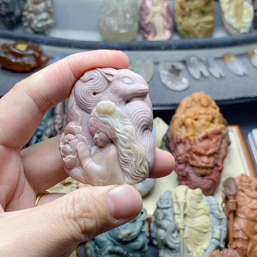 【闪购商品】定制石英质玉吊坠未镶嵌