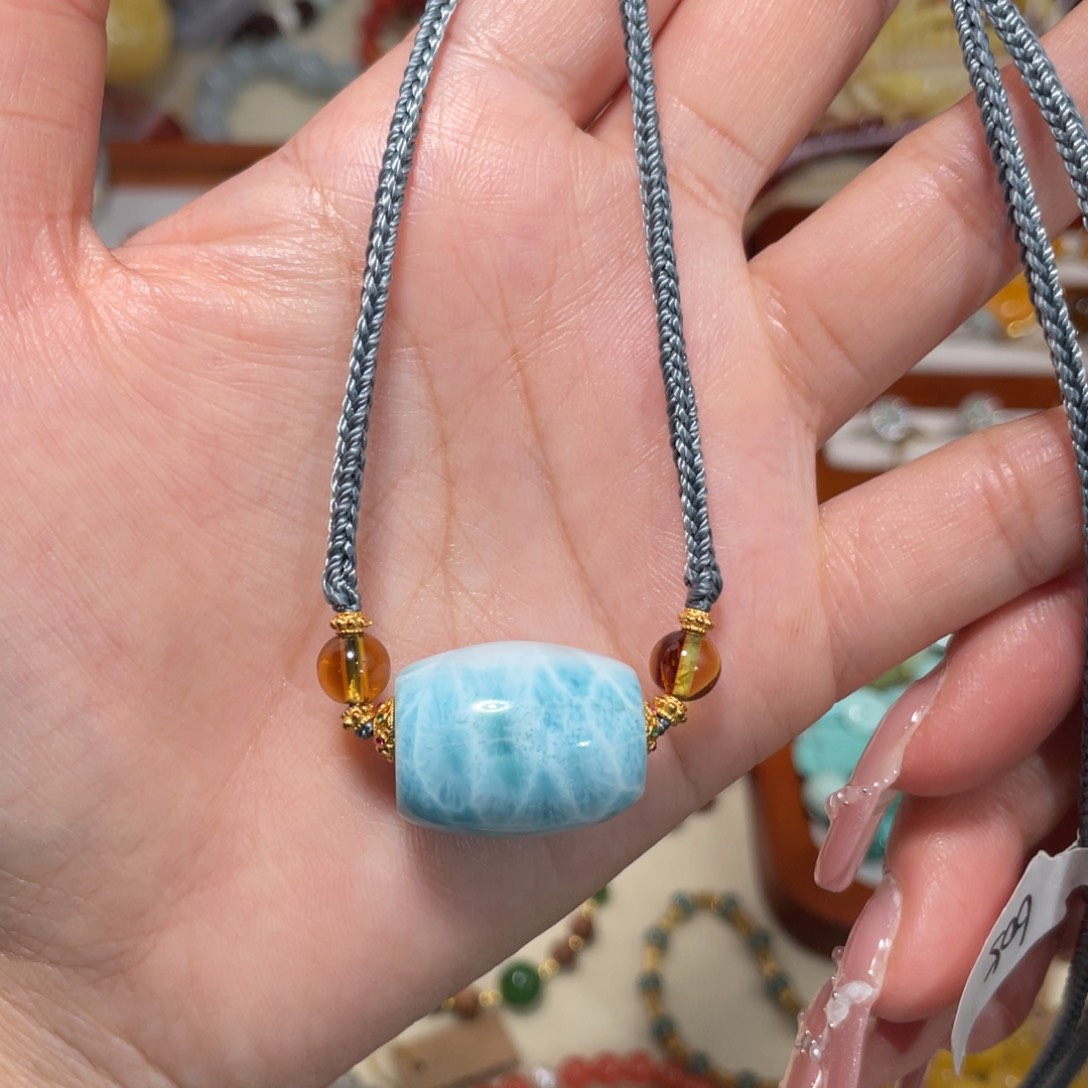 针钠钙石（海纹石）项链未镶嵌