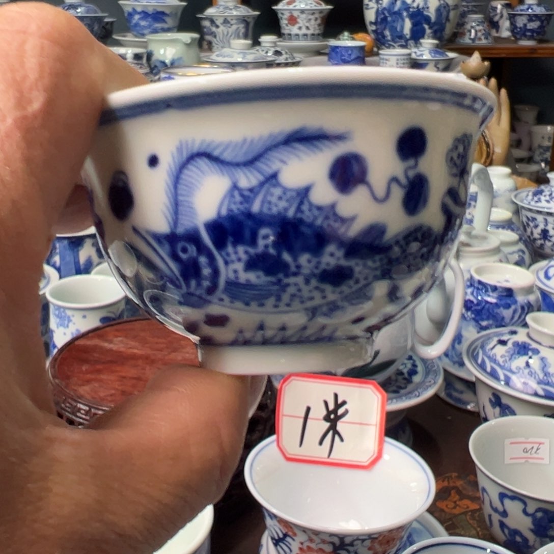 摆件景德镇青花瓷器