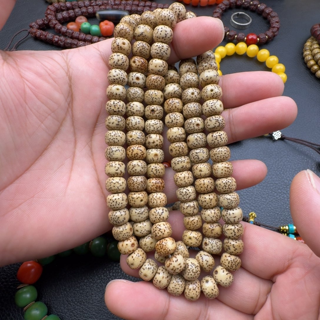 顺***顺香榧木星月菩提长串