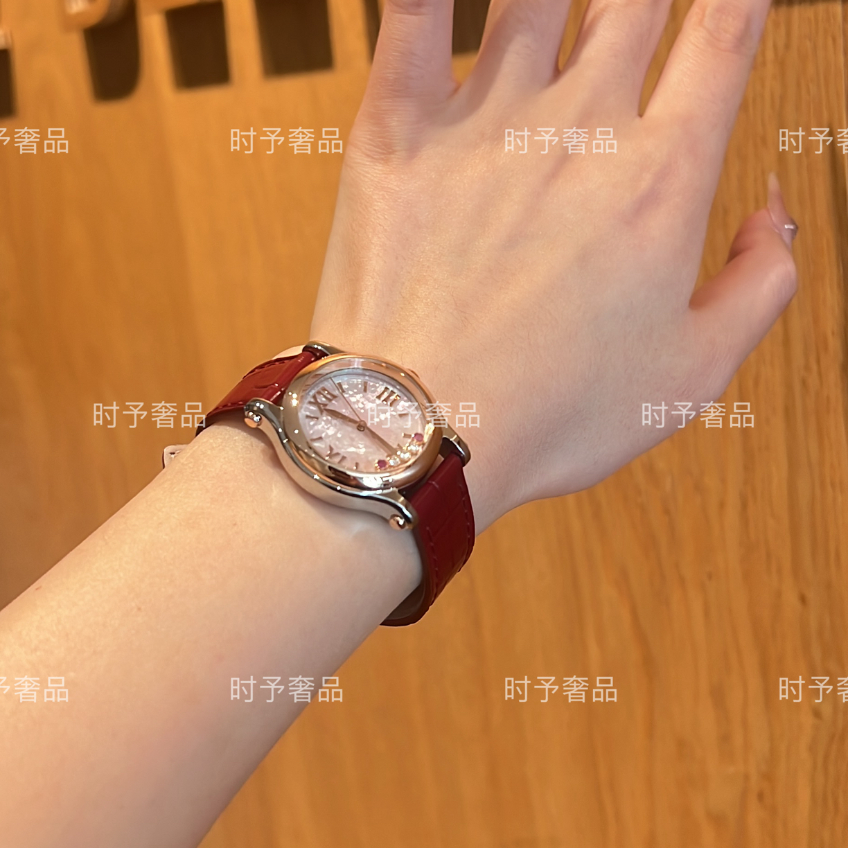 99新 Chopard/萧邦 HAPPY DIAMONDS系列278573腕表红宝石贝母盘