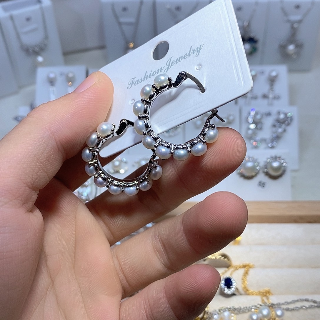 银S925镶嵌耳坠淡水珍珠