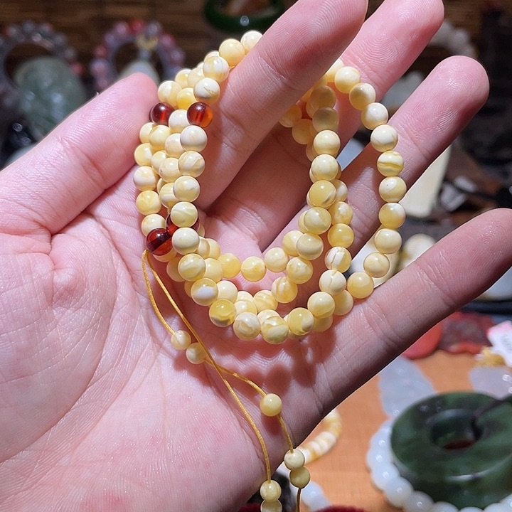 蜜蜡颈饰未镶嵌手串