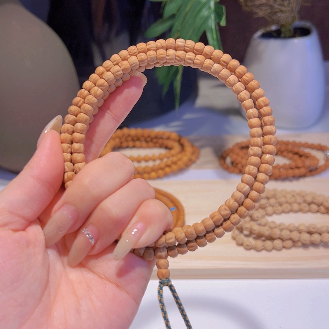 孤***僻吊坠柏香籽/百香籽