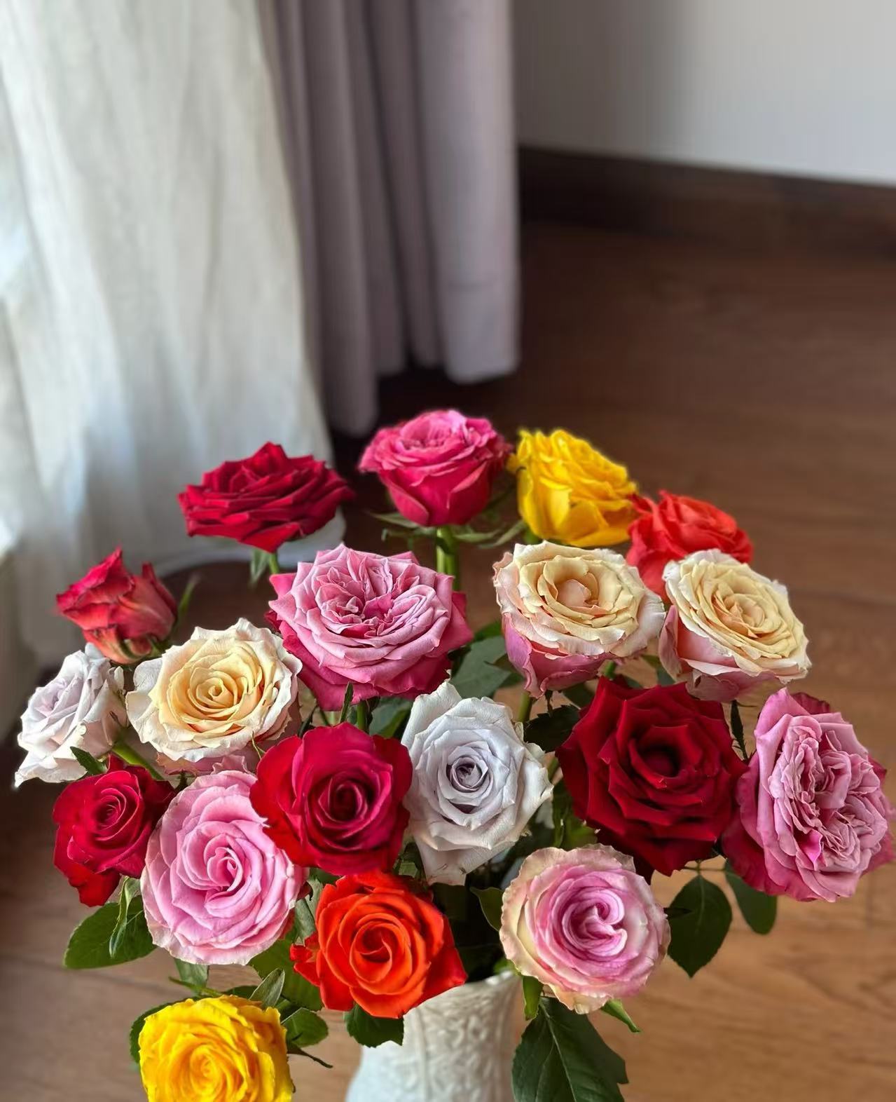 【彩拼单头玫瑰】收到花第一时间醒花，不会的联系客服
